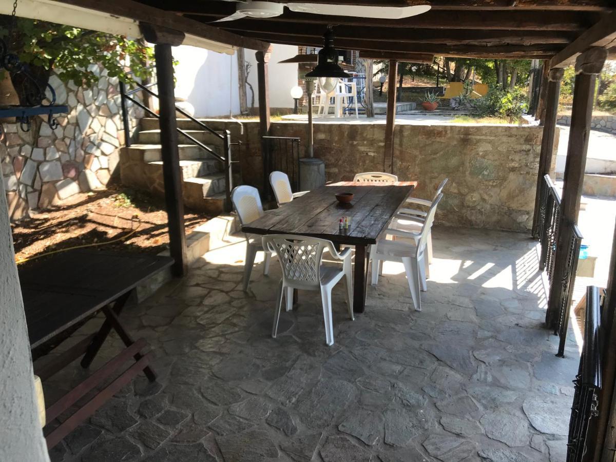Villa Maroudia Kymi Exterior photo