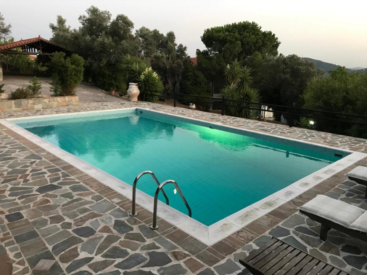 Villa Maroudia Kymi Exterior photo
